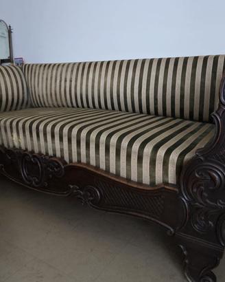 Divano antico salotto n stile eclettico