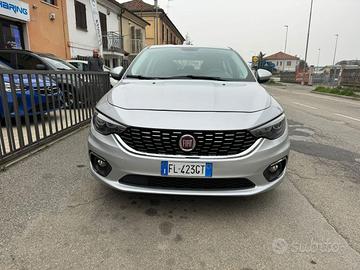 FIAT Tipo 1.6 Mjt S&S 5 porte Lounge