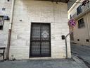 negozio-a-canosa-di-puglia