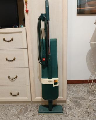 Aspirapolvere Folletto usata