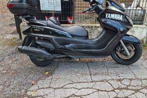 Yamaha majesty 400 