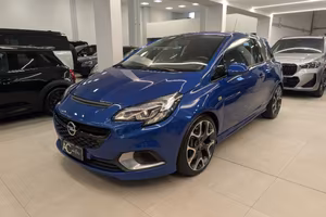 OPEL Corsa 1.6 Turbo Coupé OPC