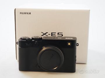 FUJIFILM X-E5