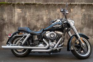 Harley Davidson Dyna swichback sound da brivido