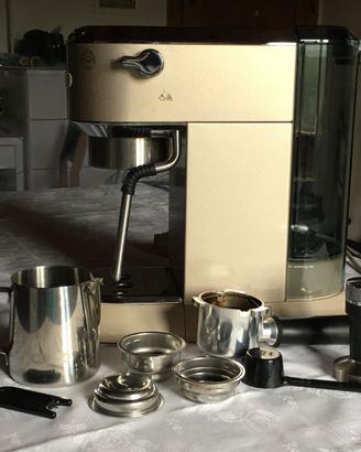 Macchina da caffè espresso De Longhi Dedica Arte