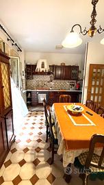 3 vani - buono stato - Perpignano parte alta