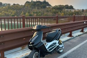 Aprilia Sr 50 fari tondi