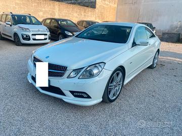 Mercedes-benz E 250 CDI Coupé BlueEFFICIENCY Avant