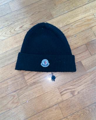 cappellino invernale m0ncler