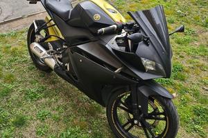 Yamaha yzf r125