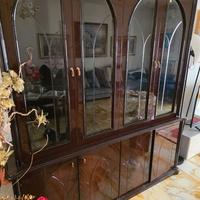 tavolo e 6 sedie +credenza
