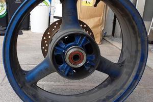 Cerchio post. nudo kawasaki zx 9 r anno 2000