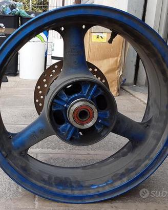 Cerchio post. nudo kawasaki zx 9 r anno 2000