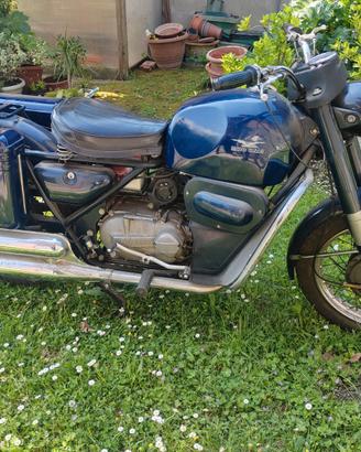 Moto Guzzi Nuovo Falcone 500