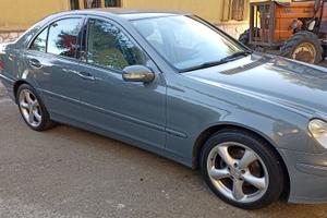 Mercedes C220