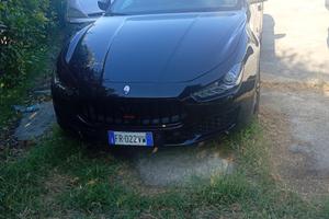 MASERATI GHIBLI   TOTAL BLACK