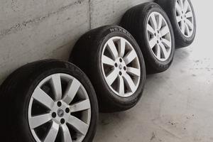 gomme 205/55 r16 con cerchi fiat