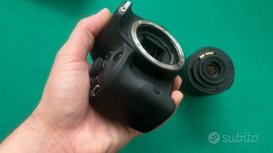 Canon eos 100D macchina fotografica dslr reflex