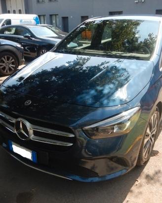 Mercedes-benz B 180d 2.0 navig cam led 2022