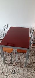 tavolo e 4 sedie