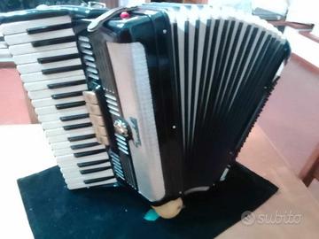 Fisarmonica 80 bassi SCANDALLI