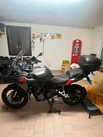 Benelli TRK 502X