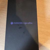 Motorola Signature 16/512GB , Martini Olive, NEW
