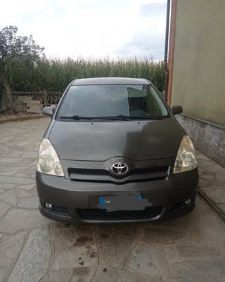 Toyota Corolla verso 
