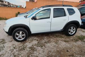 Dacia Duster 1.5 dCi 110Cv gancio traino