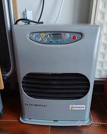 Stufa a combustibile liquido