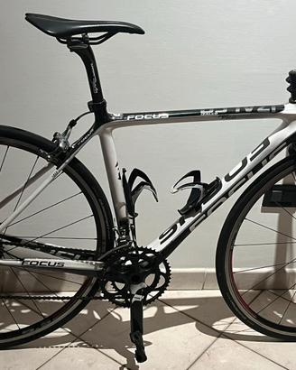 Bici da corsa Focus Izalco Pro (Taglia S)
