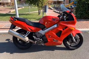 Honda VFR 800 RC46