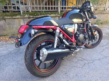 CAFFE' RACER SYM WOLF 300cc NERA