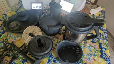 Bimby tm5 , tm6 , affettatutto , più vari accessor