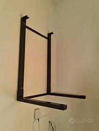 struttura in ferro per sostegno frigo a muro