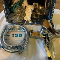 Gruppo rubinetto miscelatore per vasca