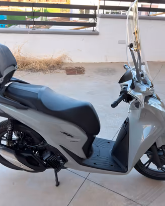 Honda SH 150 – 03/2025 – Pari al nuovo