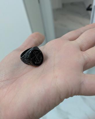 Anello nero ancora