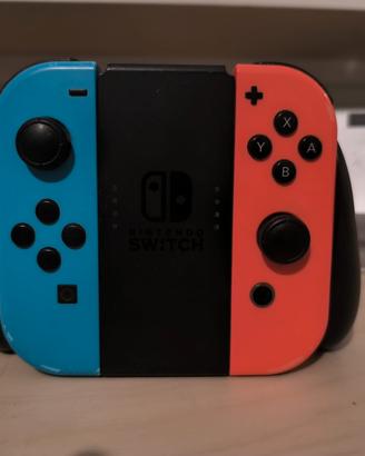 nintendo switch+1 controller+ 9 giochi