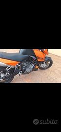 KTM SUPER DUKE 990