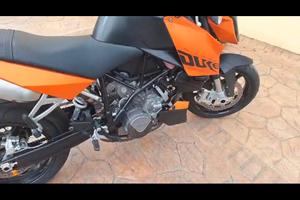 KTM SUPER DUKE 990