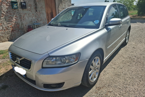 Volvo v50 2008