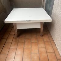 Tavolino salotto trasformabile