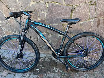 Mountain bike 26 / Freni disco / cambio shimano