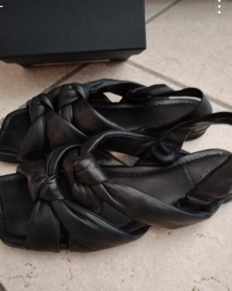 sandali in pelle