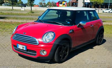 MINI COOPER D R56 OK NEOPATENTATI GARANZIA 12 MESI