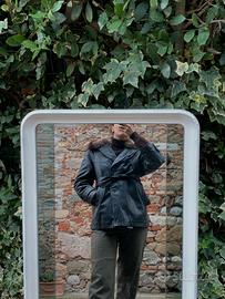 Giacca vintage in pelle nera pelliccia marmotta