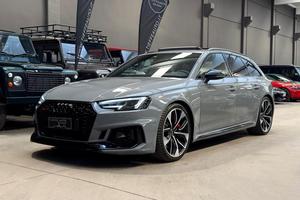 AUDI RS 4 Avant