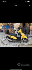 Piaggio Carnaby 125cc del 2007 leggi sotto