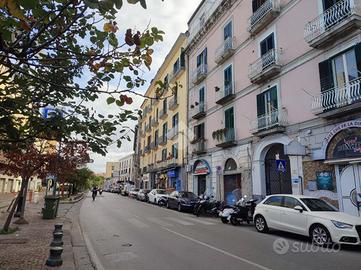 NEGOZIO A CASTELLAMMARE DI STABIA